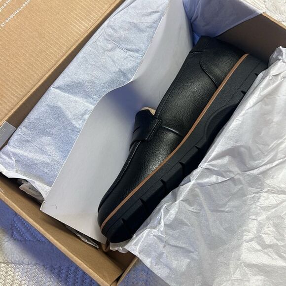 Dr. Scholl's Black Loafers - Picture 3 of 7